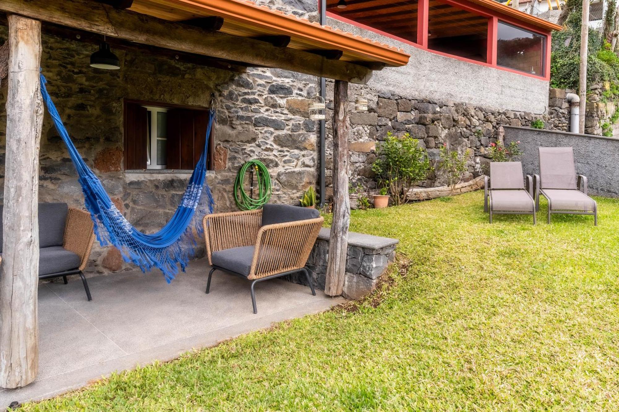 Вилла Madeira Bird House - House In The Mountains With Garden Сан-Висенти Экстерьер фото
